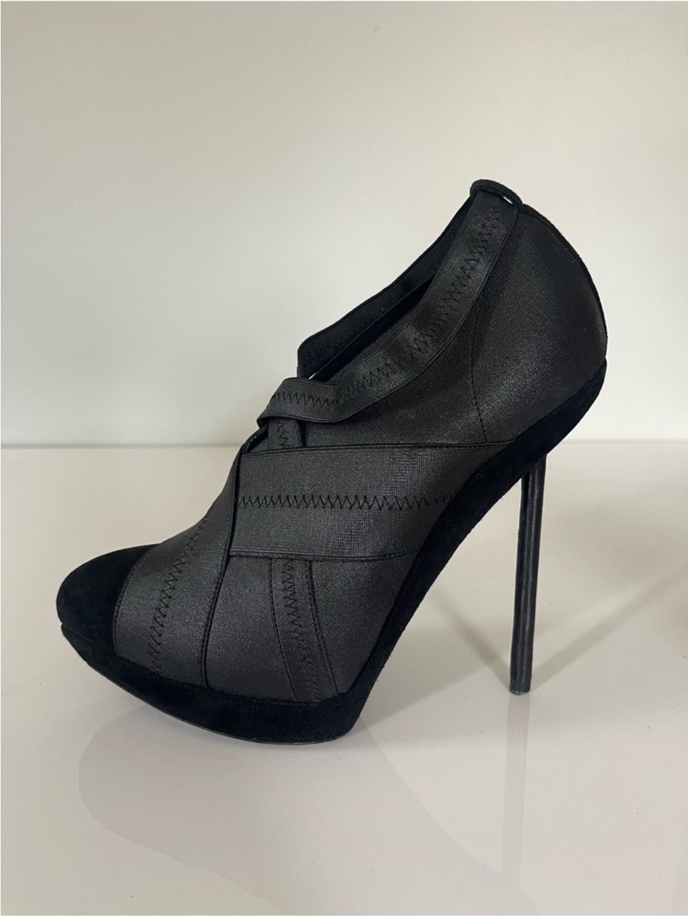 AUTHENTIC YSL PARIS FASHION WEEK RUNWAY HEELS - Picture 7 of 12